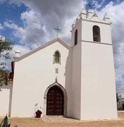 A Igreja Matriz de Nossa Senhora da Conceição da Oliveira… A Igreja Matriz de Nossa Senhora da Conceição da Oliveira…