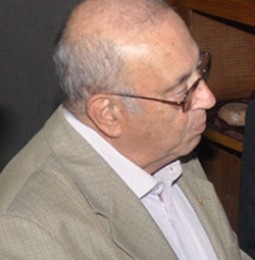 José Raposo Nobre – de comerciante e animador cultural à presidência do concelho José Raposo Nobre – de comerciante e animador cultural à presidência do concelho