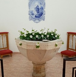 A Fonte Baptismal quinhentista da Igreja Matriz… A Fonte Baptismal quinhentista da Igreja Matriz…